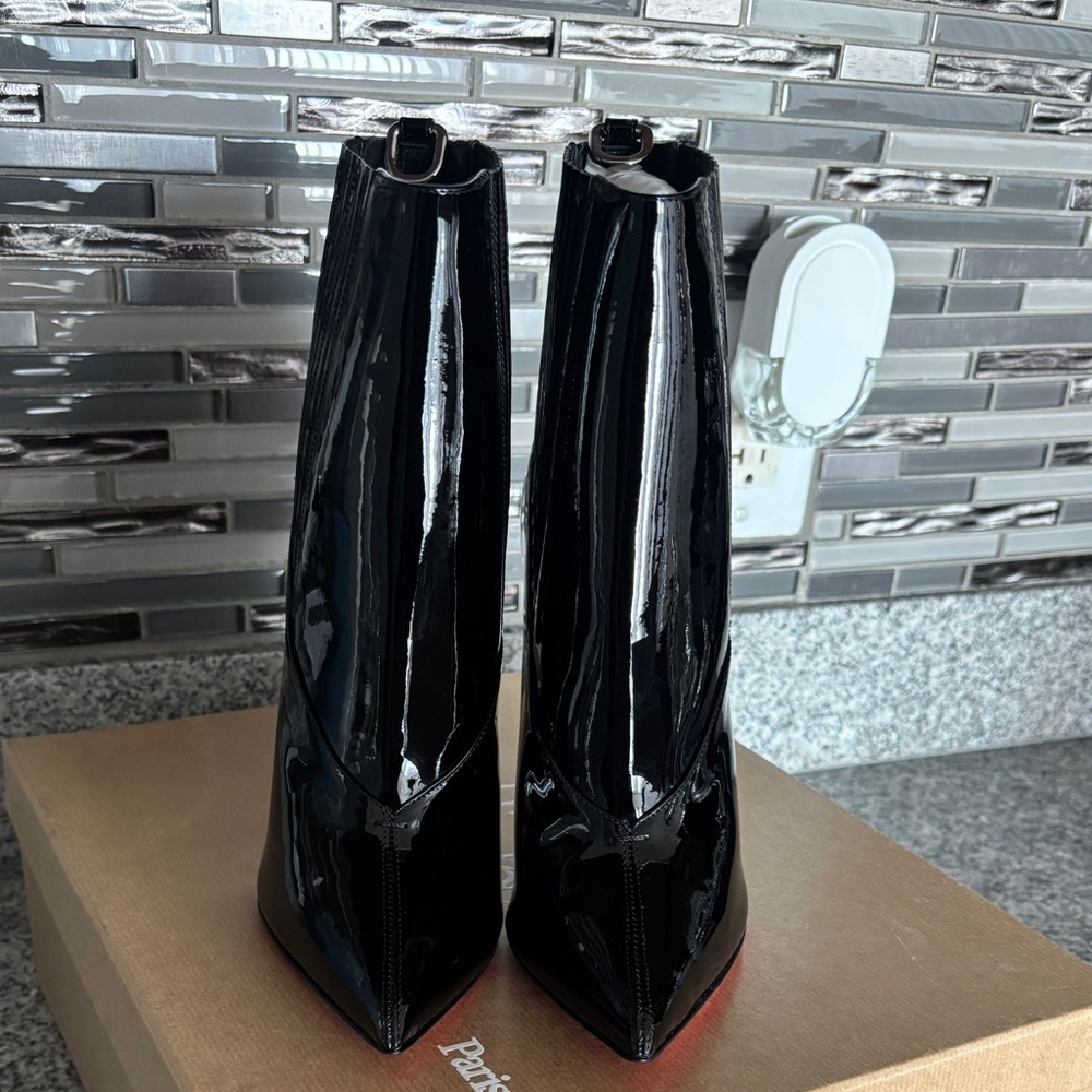 Christian Louboutin Epic Boot 100 Black Patent Leather Ankle Boots - Picture 2 of 4